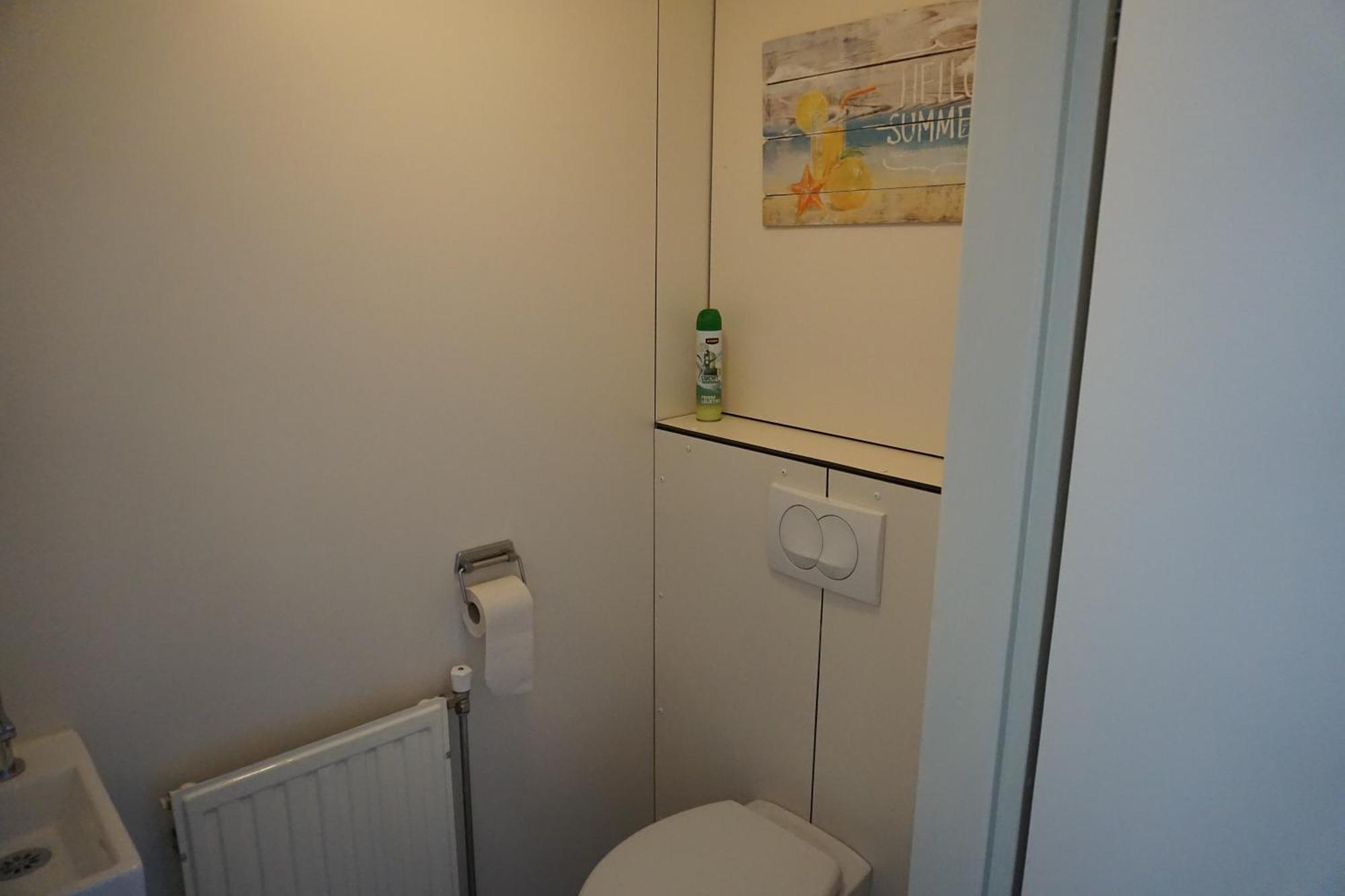 Kustverhuur, Park Schoneveld, Duinroos 099 Holiday home Breskens