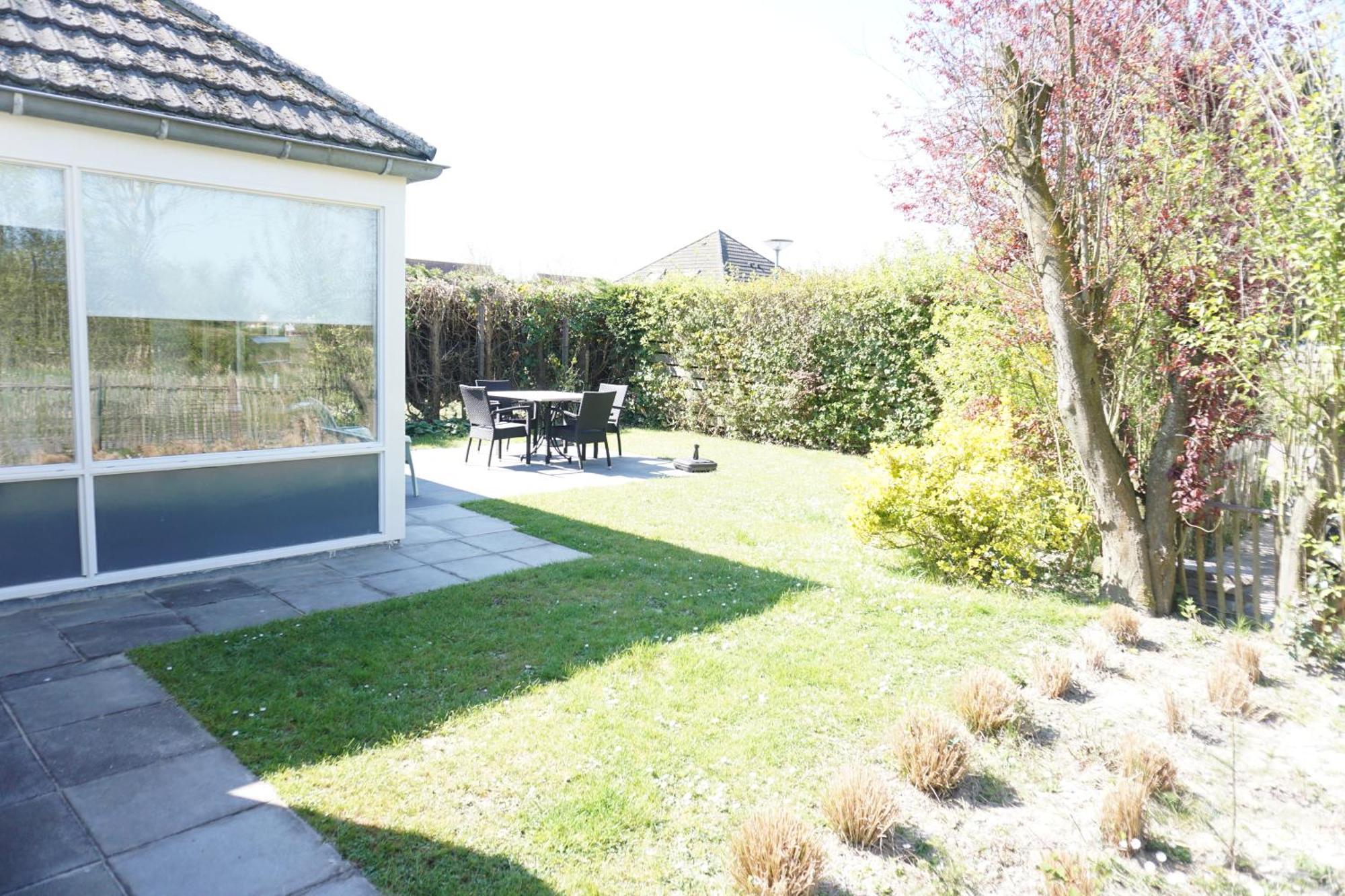 Park Schoneveld, Duinroos 099 *